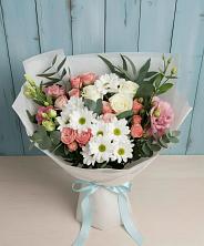 Букет цветов из:  Розы, Лизиантусы и Хризантемы в Зилаир