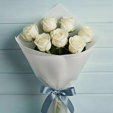Букет 7 Белых роз Эдлесс Лав в Зилаир