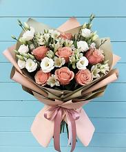 Букет цветов из:  Розы, Альстромерии и Лизиантусы в Зилаир