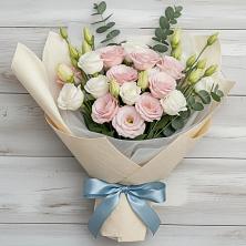 Букет цветов из:  Лизиантусы в Зилаир