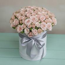 Цветочная композиция из Розы в шляпной коробке в Зилаир