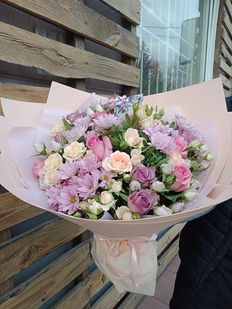 Букет цветов из: Розы и Хризантемы в Зилаир