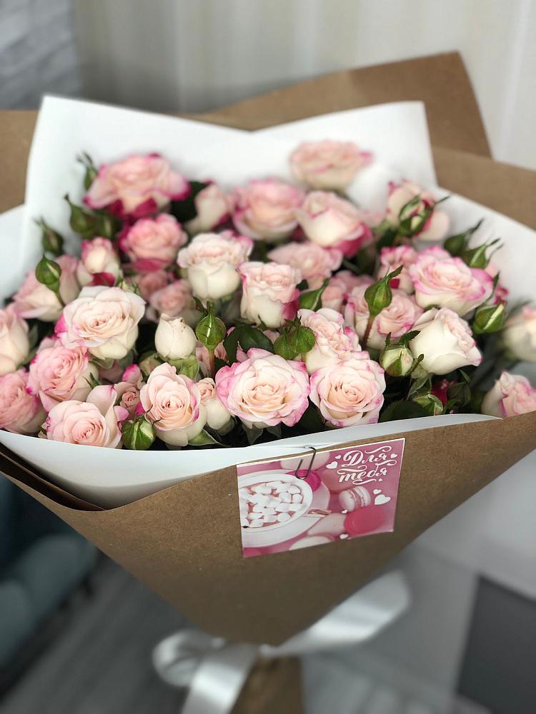 Букет цветов из: Розы в Зилаир