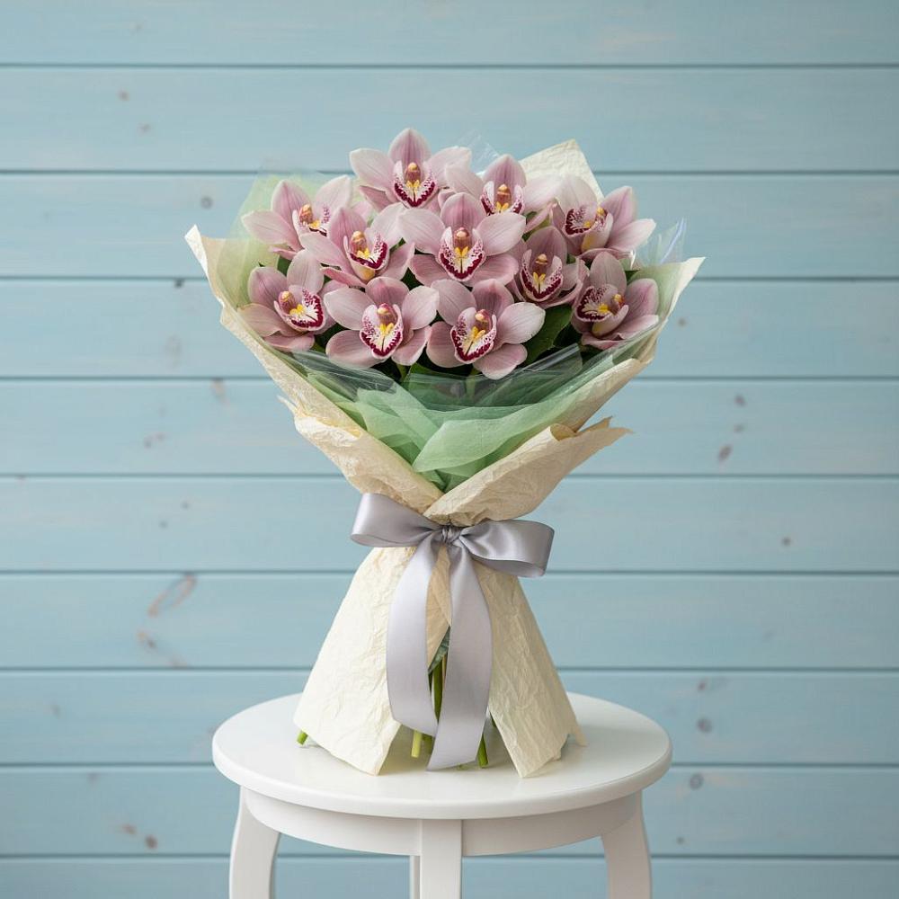 Букет цветов из: Орхидеи и Розы в Зилаир