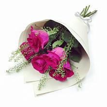 Букет цветов из:  Розы в Зилаир