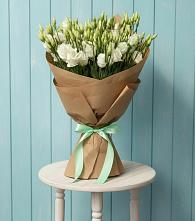 Букет цветов из:  Лизиантусы в Зилаир