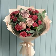 Букет цветов из:  Гвоздики и Розы в Зилаир