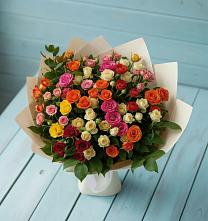 Букет Микс из разноцветных кустовых роз в Зилаир